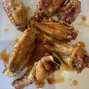 Pho Hut - Fish Sauce Chicken Wings.  So small. So ugly. Returned, still charged 50%. Hella rude. - Vietnamese Near Me - Bakersfield, California