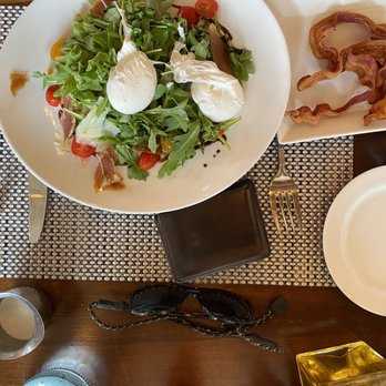 Oliver's Bistro - Avocado toast - Breakfast & Brunch Near Me - Miami Beach, Florida Oliver's Bistro - Avocado toast - Breakfast & Brunch Near Me - Miami Beach, Florida