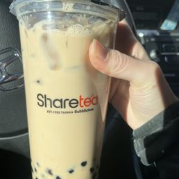 Large black milk tea Large black milk tea