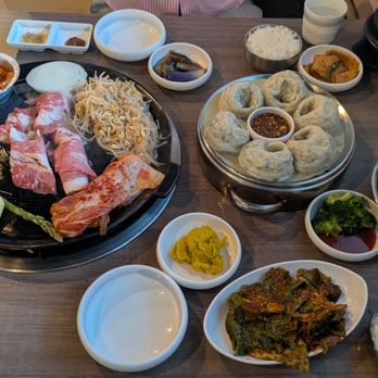 Piggy's Island - Premium couple bbq set and dumplings - Korean Near Me - Thornhill, Ontario