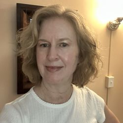 Studio Central - Love my choppy bob. It feels wonderful.