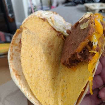 Taco Bell - This is the vegetarian cheesy gordita crunch I got today  What did I do to you TB?? - Fast Food Near Me - Lowell, Massachusetts