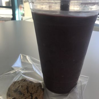 JoJo’s Sweet Shack - My friend's selection: acai smoothie, also with a free Yelp check-in bonus gift. - Desserts Near Me - Glendora, California JoJo’s Sweet Shack - My friend's selection: acai smoothie, also with a free Yelp check-in bonus gift. - Desserts Near Me - Glendora, California