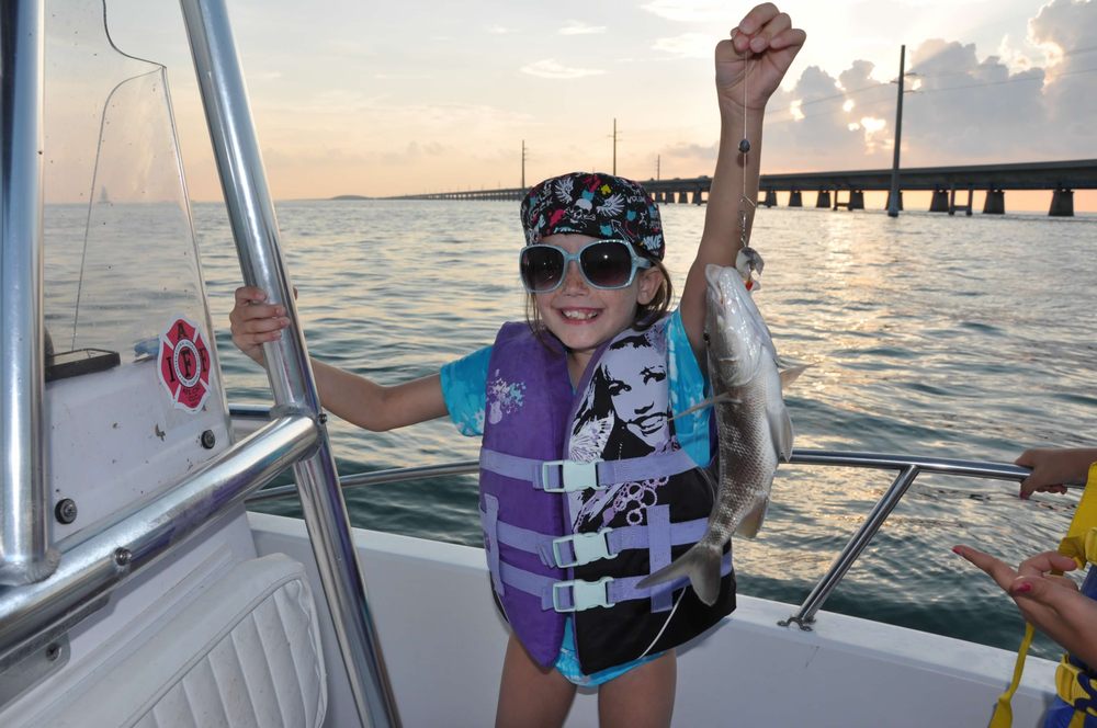 Tampa River Tours and Charters Logo