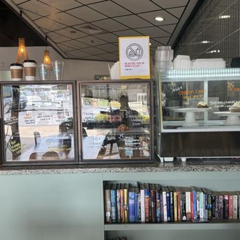 Rendezvous Cafe - Inside - Cafes Near Me - Cumming, Georgia