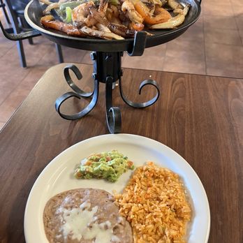 Asi Es Mi Tierra - Shrimp fajitas - Mexican Near Me - Mesa, Arizona Asi Es Mi Tierra - Shrimp fajitas - Mexican Near Me - Mesa, Arizona