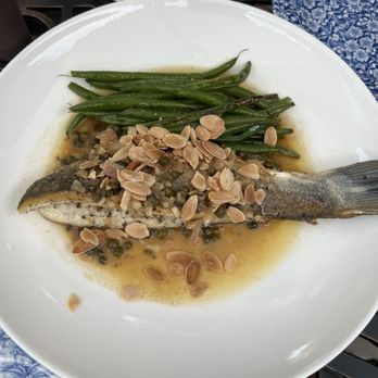 La Nouvelle - Wanted something light and went with the fish entrée, the capers were so flavorful and loved the crunch from the nuts. 10/10 - French Near Me - Saint Augustine, Florida
