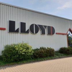 LLOYD Factory Outlet