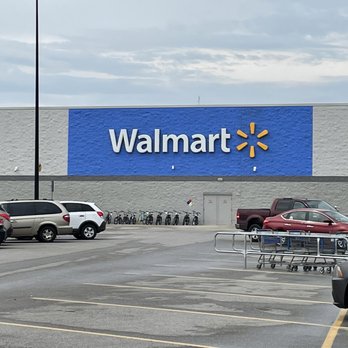 Walmart Supercenter - cars parked in a parking lot - Department Stores Near Me - Kendallville, Indiana Walmart Supercenter - cars parked in a parking lot - Department Stores Near Me - Kendallville, Indiana