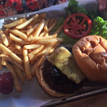 Hardwood Cafe - Sports Bars Near Me - Butler, Pennsylvania Hardwood Cafe - Sports Bars Near Me - Butler, Pennsylvania