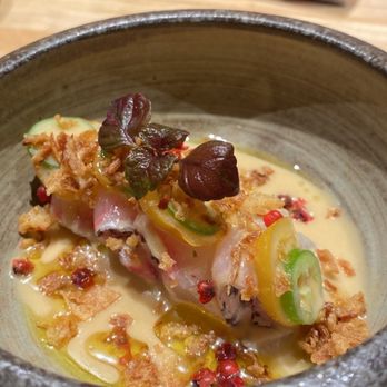 Handies Douzo - Madai Crudo - Sushi Bars Near Me - Houston, Texas