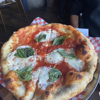 Vulcania - Margherita pizza - Italian Near Me - Mammoth Lakes, California Vulcania - Margherita pizza - Italian Near Me - Mammoth Lakes, California