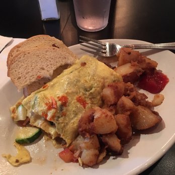 Sweet Betty's - Garden omelet with home fries - Breakfast & Brunch Near Me - Gresham, Oregon Sweet Betty's - Garden omelet with home fries - Breakfast & Brunch Near Me - Gresham, Oregon