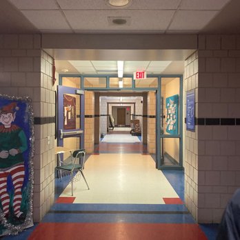 Murdock Middle High School - Middle Schools & High Schools Near Me - Winchendon, Massachusetts