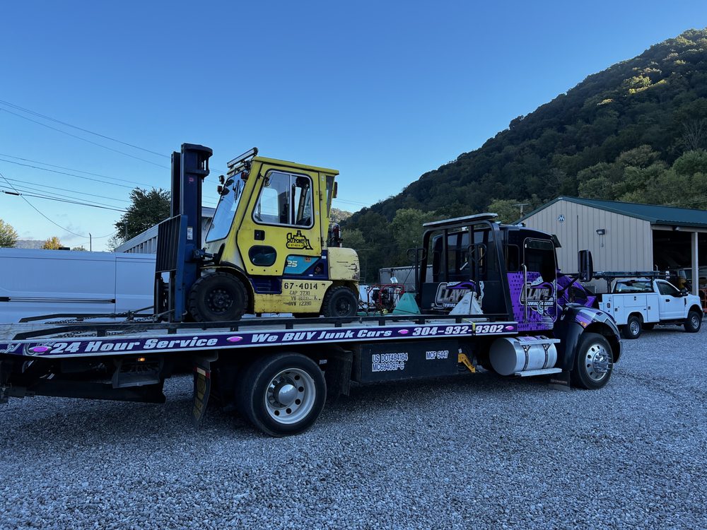 CLAYS TOWING & RECOVERY Updated August 2024 11 Photos Charleston