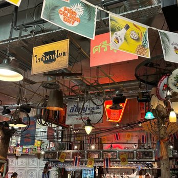Thaikhun Bath - Restaurants Near Me - Bath, BAS Thaikhun Bath - Restaurants Near Me - Bath, BAS