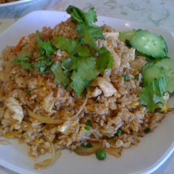 Bangkok Chef - Chicken Fried Rice 4 out of 5 stars! - Thai Near Me - Honolulu, Hawaii Bangkok Chef - Chicken Fried Rice 4 out of 5 stars! - Thai Near Me - Honolulu, Hawaii
