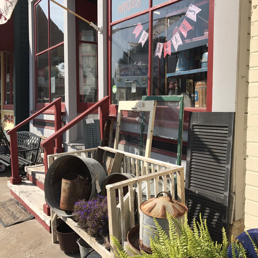 MARG’S LITTLE RED HOUSE ANTIQUES 107 W Main St, West Branch, Iowa