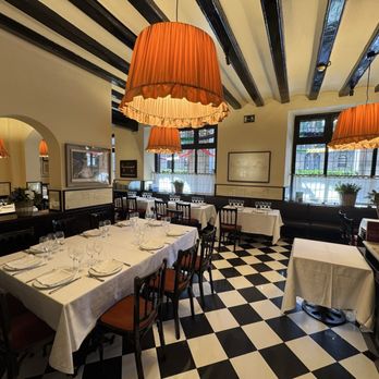 7 Portes - Mediterranean Near Me - Barcelona, B