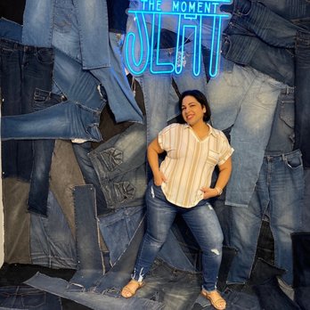 The Selfie Room Miami Beach - Venues & Event Spaces Near Me - Miami Beach, Florida