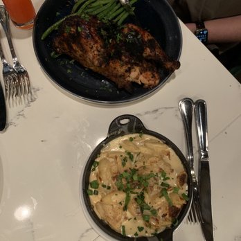SoLou - Chicken and crawfish mac n cheese - New American Near Me - Baton Rouge, Louisiana