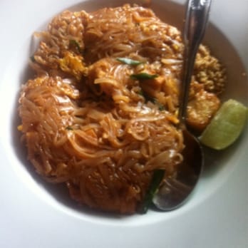 Deejai Thai - Pad thai - Thai Near Me - Charlotte, North Carolina