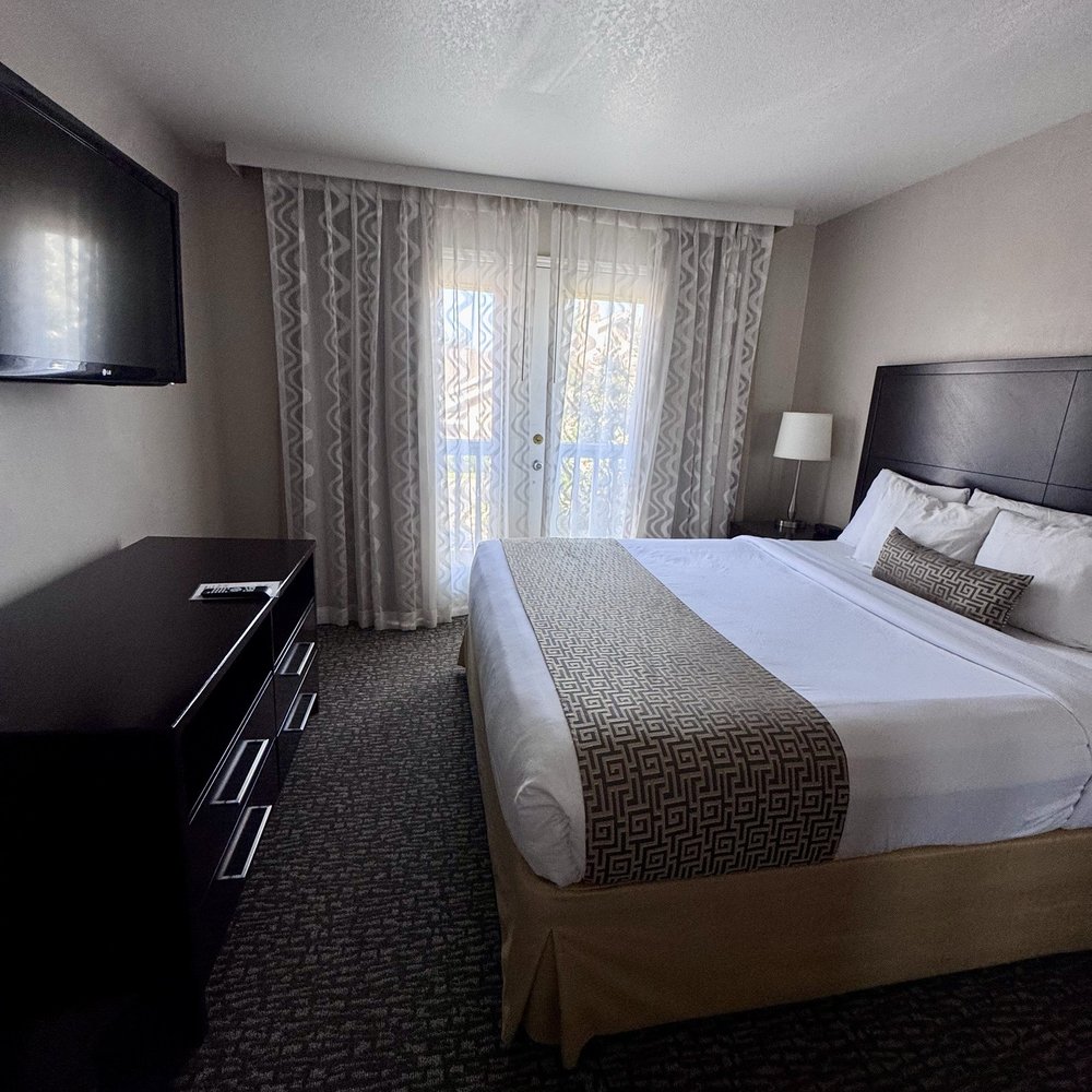 Chase Suite Hotel - One bedroom - Hotels Near Me - Newark, California