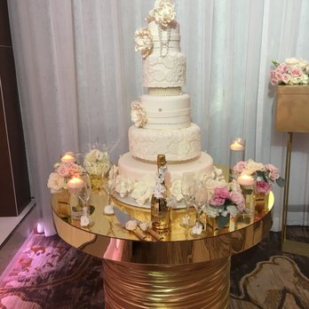 Rafi's Pastry - Bakeries Near Me - Glendale, California