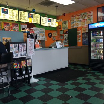 Doggie Diner Too - Cozy atmosphere at Doggie Diner! - Diners Near Me - Bolingbrook, Illinois