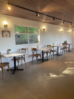 Bob’s Donuts by null