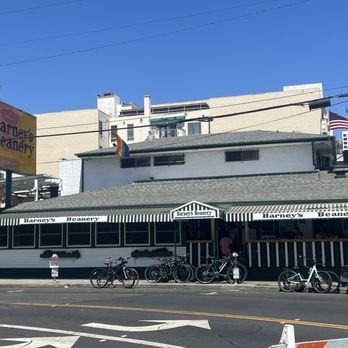 Barney's Beanery - Breakfast & Brunch Near Me - West Hollywood, California Barney's Beanery - Breakfast & Brunch Near Me - West Hollywood, California