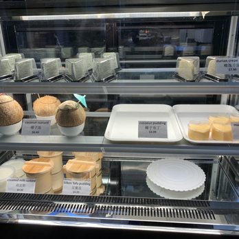 Moo Desserts and Teas - Public visual fridge - Desserts Near Me - Bellevue, Washington