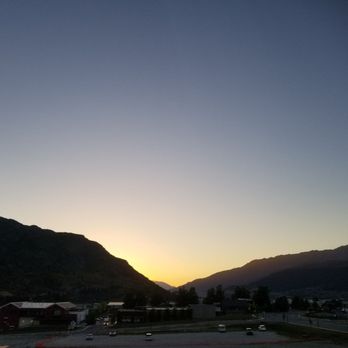 Ramada - Sunset view from 2nd floor room. - Hotels Near Me - Queenstown, OTA