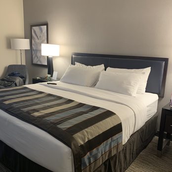 Wingate by Wyndham Moab - King size bed - Hotels Near Me - Moab, Utah Wingate by Wyndham Moab - King size bed - Hotels Near Me - Moab, Utah