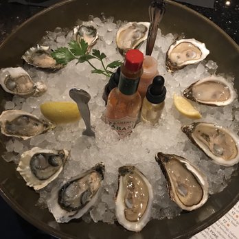Carnivale Chicago - $1 oysters during happy hour - Latin American Near Me - Chicago, Illinois