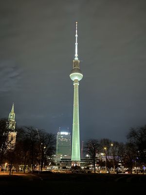 Berlin TV Tower by null