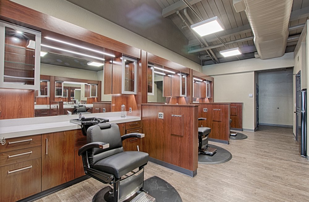 ROOSTERS MEN’S GROOMING CENTER - Updated July 2025 - 13 Photos & 23 - Roosters Men's Grooming Center Tampa Fl