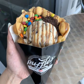 Puffles - Cookies n cream with coffee drizzle so good! - Desserts Near Me - Hollywood, Florida Puffles - Cookies n cream with coffee drizzle so good! - Desserts Near Me - Hollywood, Florida