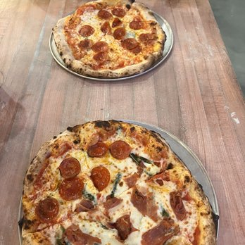 Pummarola - The Falls - Pizza Near Me - Miami, Florida Pummarola - The Falls - Pizza Near Me - Miami, Florida