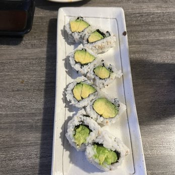 Makoto Sushi - Avocado roll - Japanese Near Me - Encino, California Makoto Sushi - Avocado roll - Japanese Near Me - Encino, California