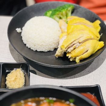 The Point Eatery - Hainan chicken and rice - Asian Fusion Near Me - Richmond Hill, Ontario