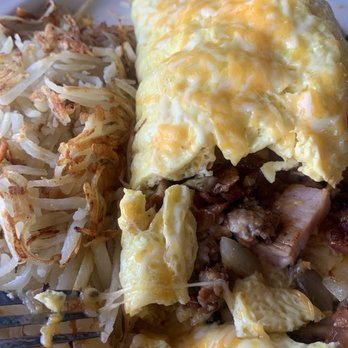 Mornings Cafe - 3 meats - Cafes Near Me - Bisbee, Arizona