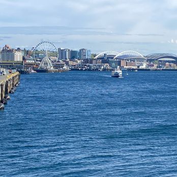 The Edgewater Hotel - Balcony View - Hotels Near Me - Seattle, Washington The Edgewater Hotel - Balcony View - Hotels Near Me - Seattle, Washington