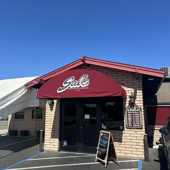 Sal’s Mexican Restaurants - Outside - Mexican Near Me - Selma, California