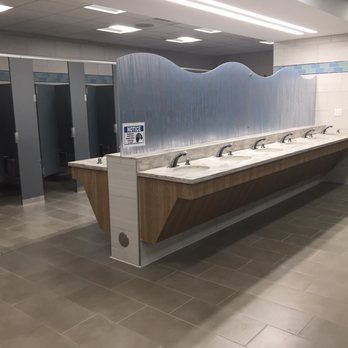 Long Island Welcome Center - Ladies Bathroom Spacious & Beautiful 10-19-2016 - Rest Stops Near Me - Dix Hills, New York Long Island Welcome Center - Ladies Bathroom Spacious & Beautiful 10-19-2016 - Rest Stops Near Me - Dix Hills, New York