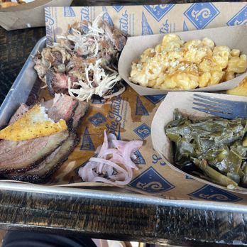 Smoke Justis - Pulled Pork and Brisket - Bars Near Me - Covington, Kentucky Smoke Justis - Pulled Pork and Brisket - Bars Near Me - Covington, Kentucky