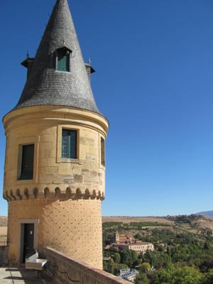 Alcázar de Segovia by null