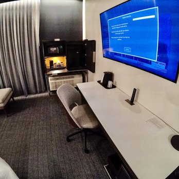 Courtyard by Marriott Ames - Guest room - Hotels Near Me - Ames, Iowa