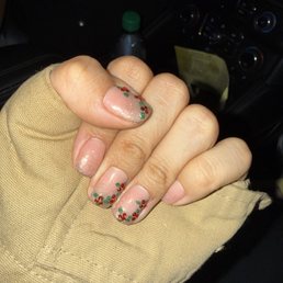 holly berry nails holly berry nails
