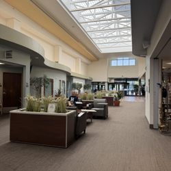 AdventHealth Littleton Hospital - Lobby